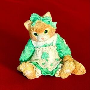 Enesco Calico Kittens "Friendship Is The Best O' Luck" figurine ~ Retired